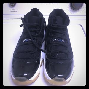 Retro 11 Jordan space jam